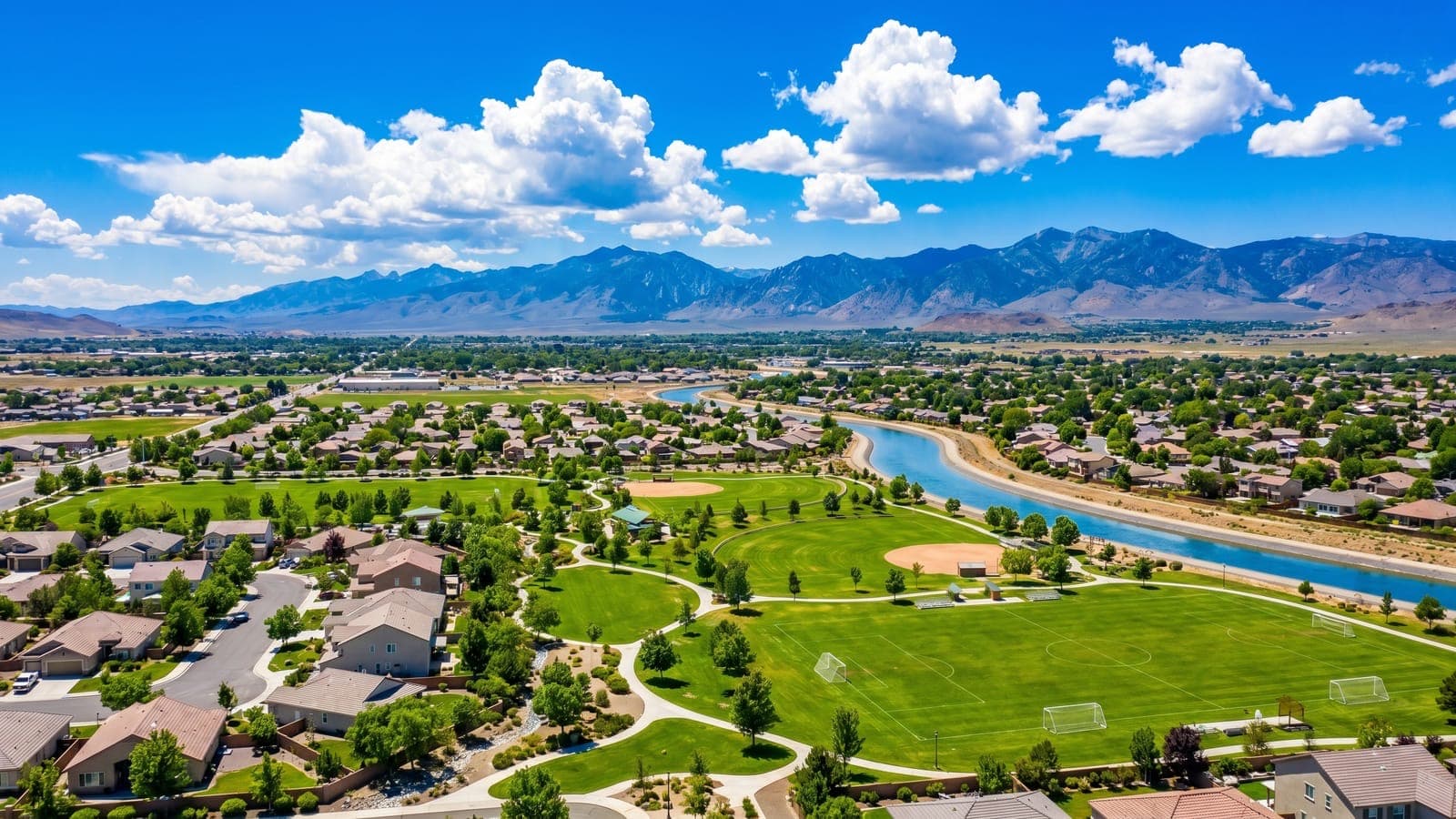 Desert Lakes, Fernley, Nevada — golf-course single-family homes in Lyon County along I-80
